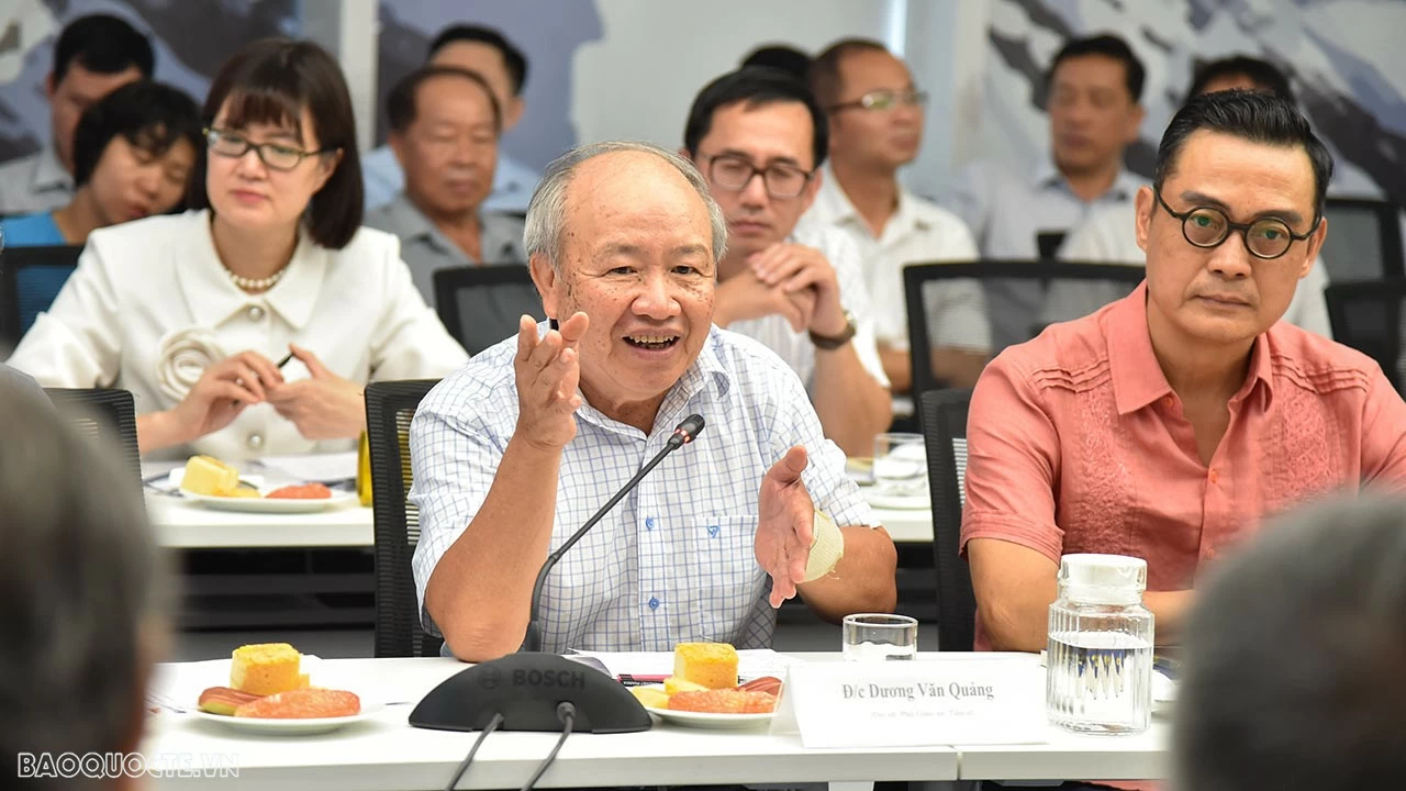 Tổng kết 40 năm Ngoại giao Việt Nam thời kỳ Đổi mới, chuẩn bị chiến lược xây dựng và bảo vệ đất nước cho những thập kỷ tiếp theo Tổng kết 40 năm Ngoại giao Việt Nam thời kỳ Đổi mới, chuẩn bị chiến lược xây dựng và bảo vệ đất nước cho những thập kỷ tiếp theo