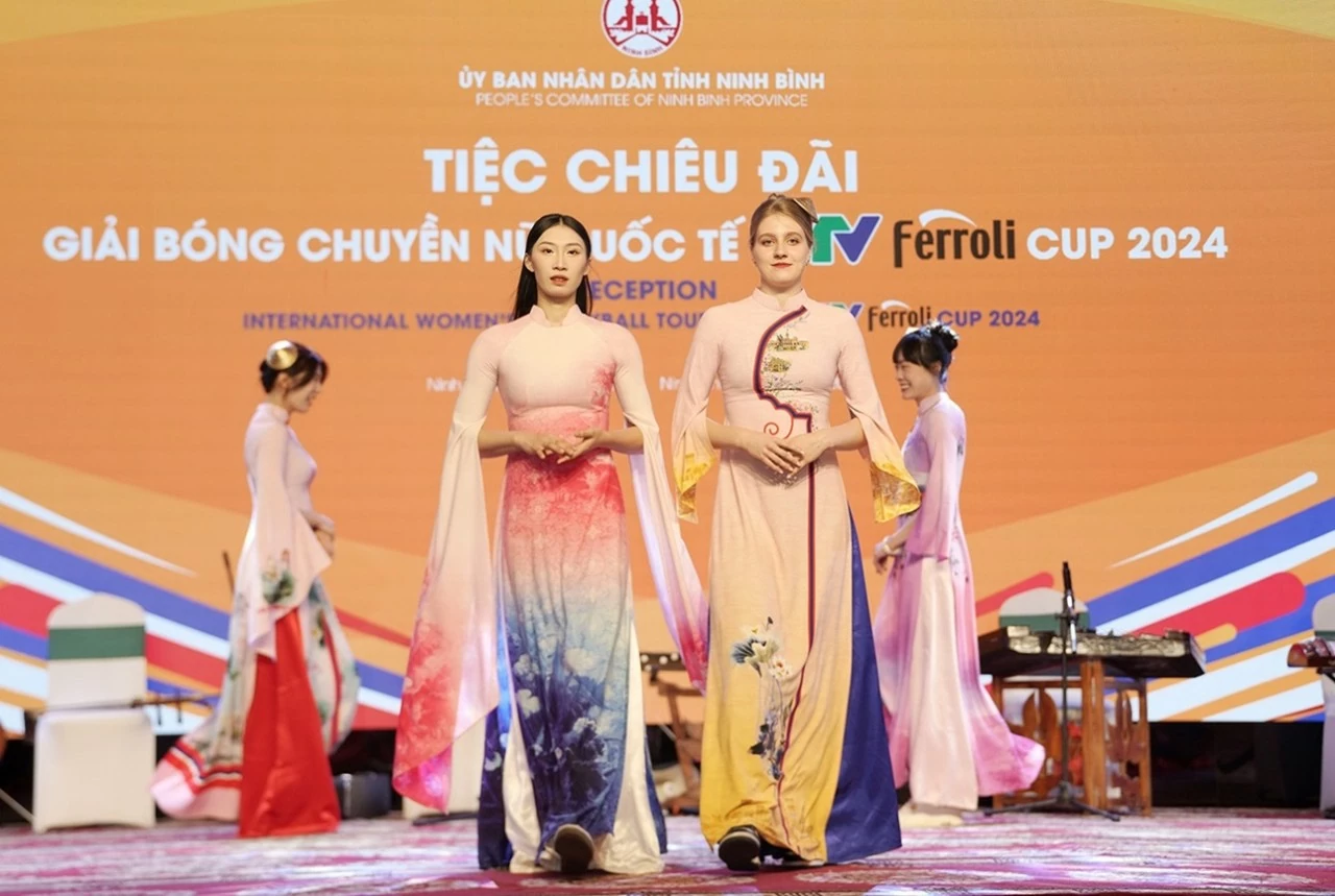VTV Cup 2024: Áo dài VTV Cup 2024: Áo dài