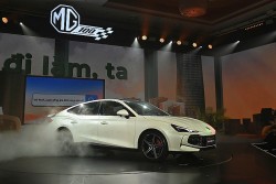 Cập nhật bảng giá lăn bánh MG7 vừa ra mắt