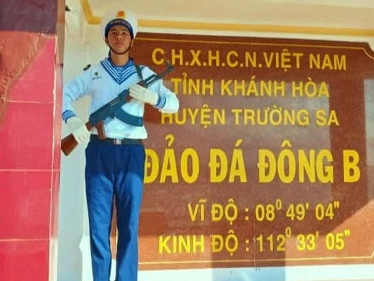 Quần đảo Trường Sa chắc tay súng, trực sẵn sàng chiến đấu dịp Quốc khánh Chiến sĩ quần đảo Trường Sa chắc tay súng, trực sẵn sàng chiến đấu dịp Quốc khánh