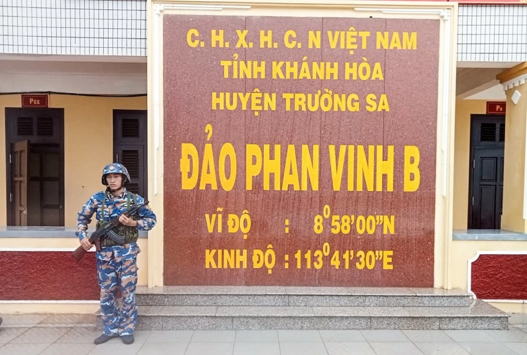 Quần đảo Trường Sa chắc tay súng, trực sẵn sàng chiến đấu dịp Quốc khánh Chiến sĩ quần đảo Trường Sa chắc tay súng, trực sẵn sàng chiến đấu dịp Quốc khánh