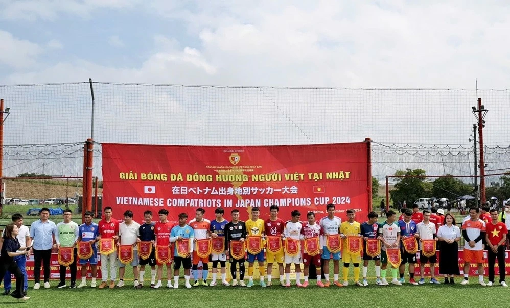 Sôi động Giải bóng đá đồng hương người Việt tại Nhật Sôi động Giải bóng đá đồng hương người Việt tại Nhật