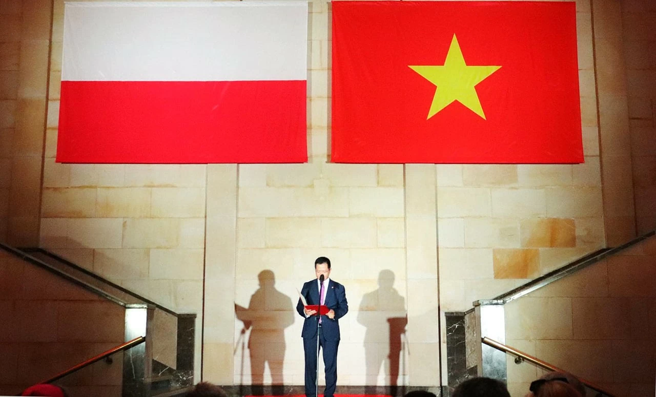 Lễ kỷ niệm 79 năm Quốc khánh 2/9 tại Ba Lan Lễ kỷ niệm 79 năm Quốc khánh 2/9 tại Ba Lan