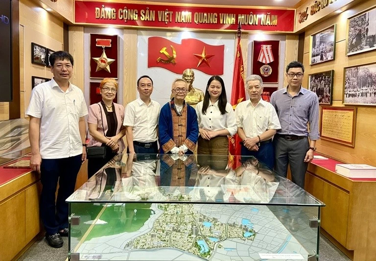 Chuyện đời một người bạn Mỹ của Việt Nam: Trọn vẹn tình 'đồng chí' (kỳ cuối) Chuyện đời một người bạn Mỹ của Việt Nam: Trọn vẹn tình 'đồng chí' (kỳ cuối)