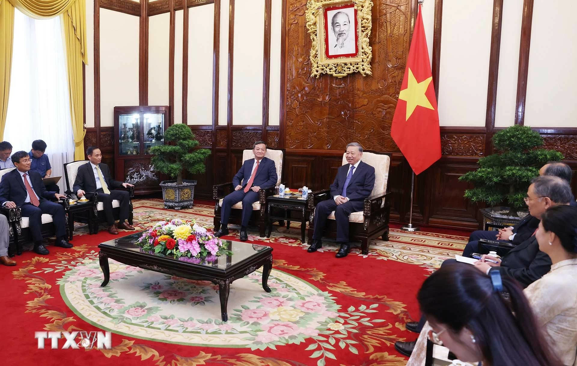 Tổng Bí thư, Chủ tịch nước Tô Lâm trao Quyết định bổ nhiệm Đại sứ Tổng Bí thư, Chủ tịch nước Tô Lâm trao Quyết định bổ nhiệm Đại sứ