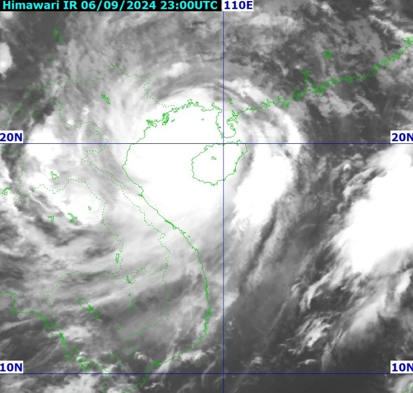 Cập nhật bão Yagi: Sức gió mạnh nhất cấp 14, giật cấp 17, những điều chú ý khi buộc phải ra đường Cập nhật bão Yagi: Sức gió mạnh nhất cấp 14, giật cấp 17, những điều chú ý khi buộc phải ra đường