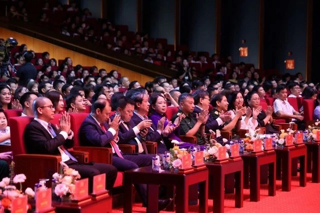 Ngợi ca những vinh quang thầm lặng của lực lượng Cơ yếu Việt Nam Ngợi ca những vinh quang thầm lặng của lực lượng Cơ yếu Việt Nam