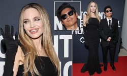 Pax Thiên lịch lãm cùng mẹ Angelina Jolie dự Liên hoan phim Toronto