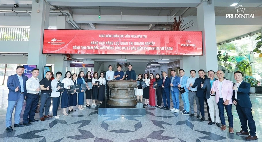 Prudential Việt Nam 'bắt tay' Viện FSB xây dựng chương trình đào tạo dành cho các Giám đốc văn phòng Tổng đại lý Prudential Việt Nam 'bắt tay' Viện FSB xây dựng chương trình đào tạo dành cho các Giám đốc văn phòng Tổng đại lý