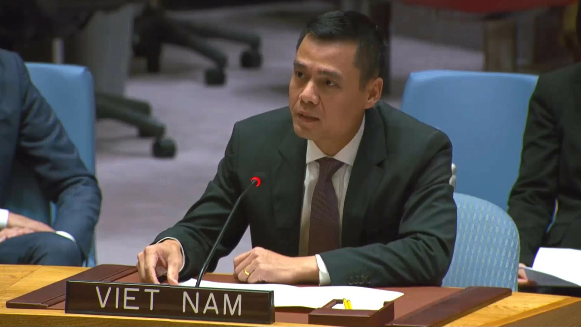 Việt Nam khẳng định cam kết đối với hoạt động gìn giữ hoà bình Liên hợp quốc Việt Nam khẳng định cam kết đối với hoạt động gìn giữ hoà bình Liên hợp quốc