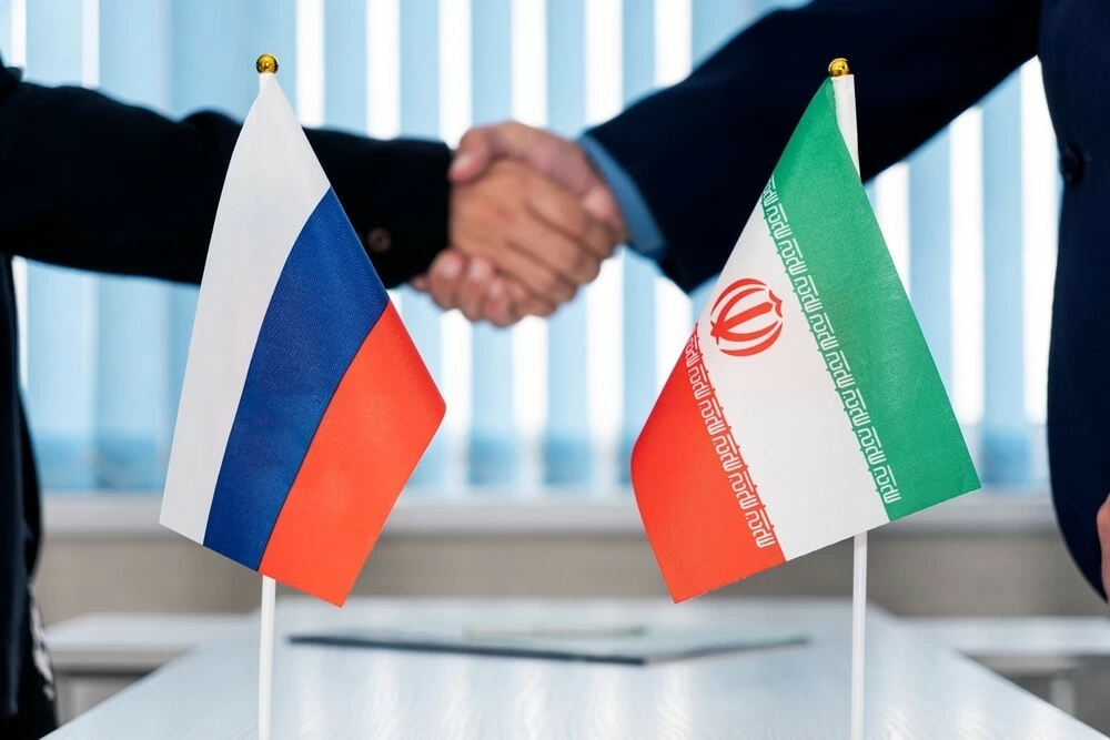 Iran-Nga sắp có sự hợp tác 'bùng nổ' với Nga về an ninh? Tehran phản pháo Washingon vì cáo buộc chuyển giao vũ khí. Shutter stock) Iran-Nga sắp có sự hợp tác 'bùng nổ' với Nga về an ninh? Tehran phản pháo Washingon vì cáo buộc chuyển giao vũ khí. Shutter stock)