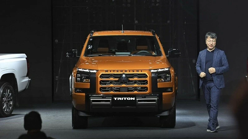 Cận cảnh Mitsubishi Triton 2024 ra mắt khách hàng Việt, giá từ 655 triệu đồng Cận cảnh Mitsubishi Triton 2024 ra mắt khách hàng Việt, giá từ 655 triệu đồng