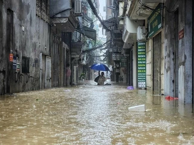 Cập nhật tình hình lũ lụt miền Bắc ngày 11/9: Hồ thủy điện Thác Bà an toàn, tình hình mực nước sông Hồng Cập nhật tình hình lũ lụt miền Bắc ngày 11/9: Hồ thủy điện Thác Bà an toàn, tình hình mực nước sông Hồng