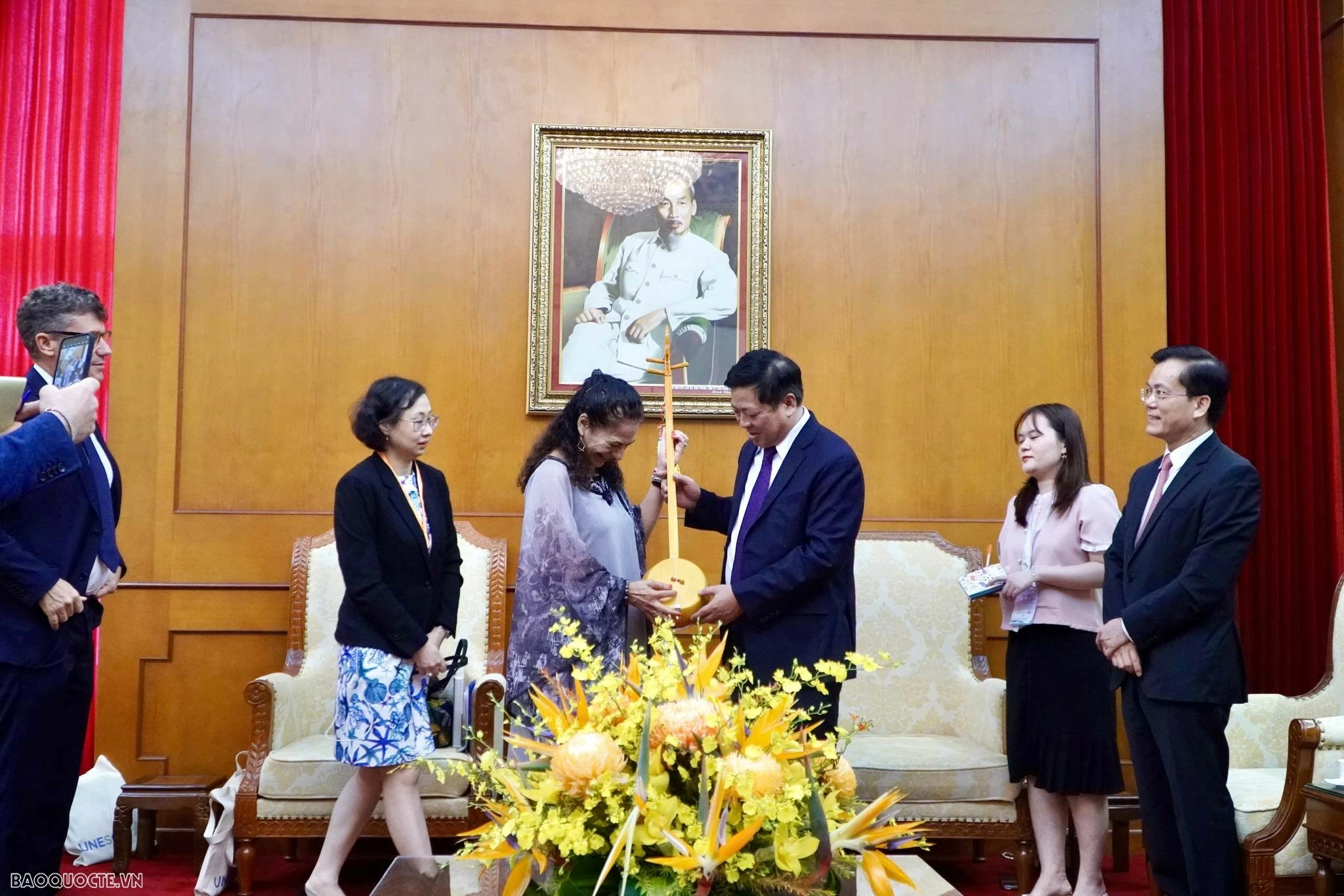 Mong muốn UNESCO tiếp tục ủng hộ, hỗ trợ bảo tồn và phát huy giá trị của Công viên địa chất toàn cầu tỉnh Cao Bằng Mong muốn UNESCO tiếp tục ủng hộ, hỗ trợ bảo tồn và phát huy giá trị của Công viên địa chất toàn cầu tỉnh Cao Bằng