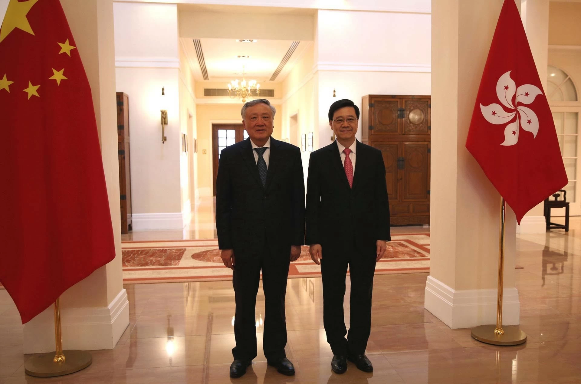 Thúc đẩy mạnh mẽ quan hệ hợp tác cùng có lợi trên các lĩnh vực giữa Hong Kong (Trung Quốc) và Việt Nam Thúc đẩy mạnh mẽ quan hệ hợp tác cùng có lợi trên các lĩnh vực giữa Hong Kong (Trung Quốc) và Việt Nam