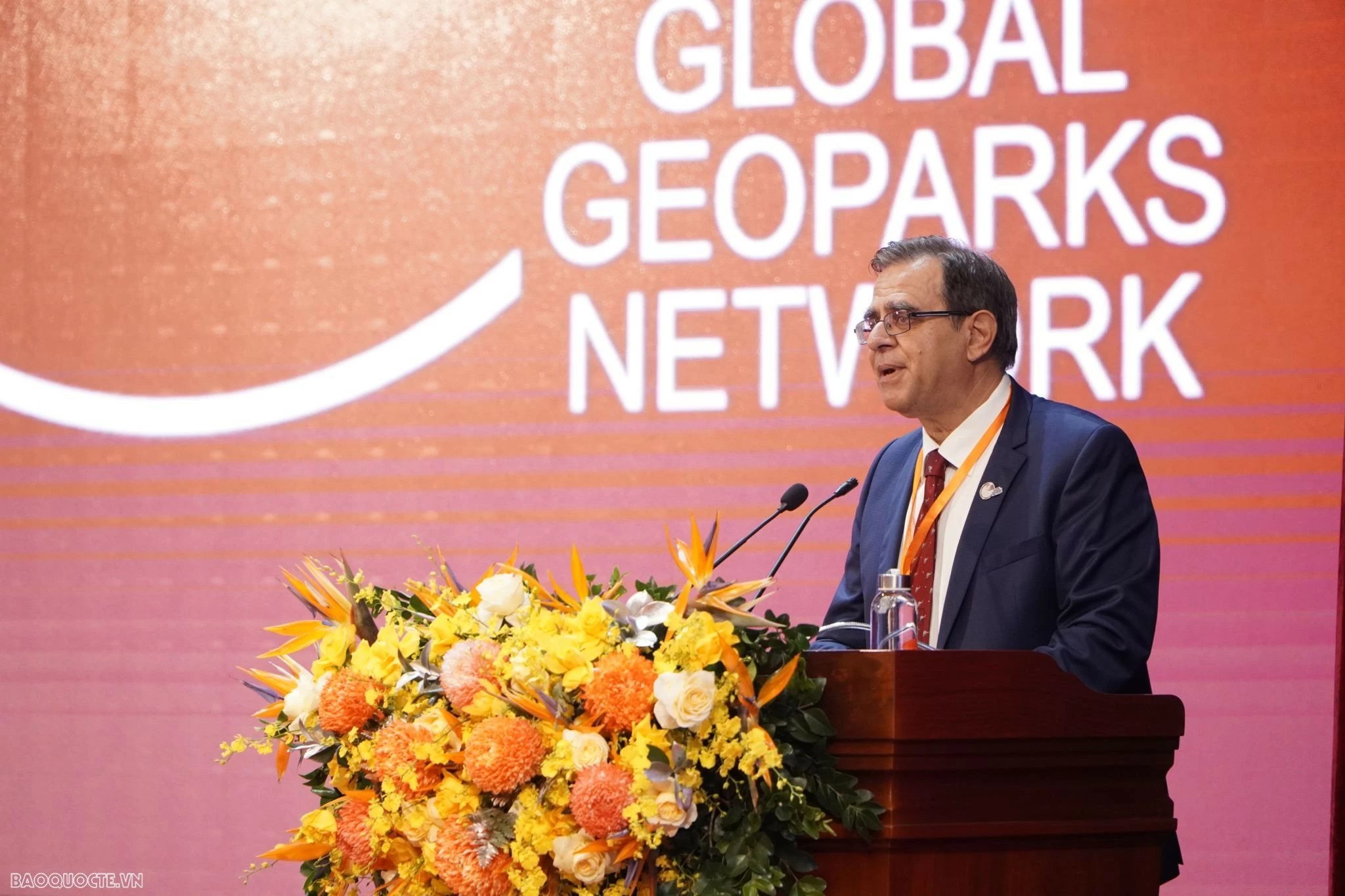 Lễ kỷ niệm 20 năm thành lập Mạng lưới Công viên địa chất toàn cầu Lễ kỷ niệm 20 năm thành lập Mạng lưới Công viên địa chất toàn cầu