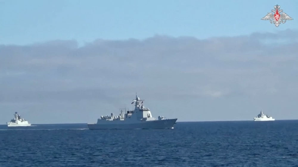 Nga-Trung Quốc tập bắn đạn thật ở Biển Nhật Bản, Bắc Kinh nêu mục đích bắt tay với Moscow Nga-Trung Quốc tập bắn đạn thật ở Biển Nhật Bản, Bắc Kinh nêu mục đích bắt tay với Moscow