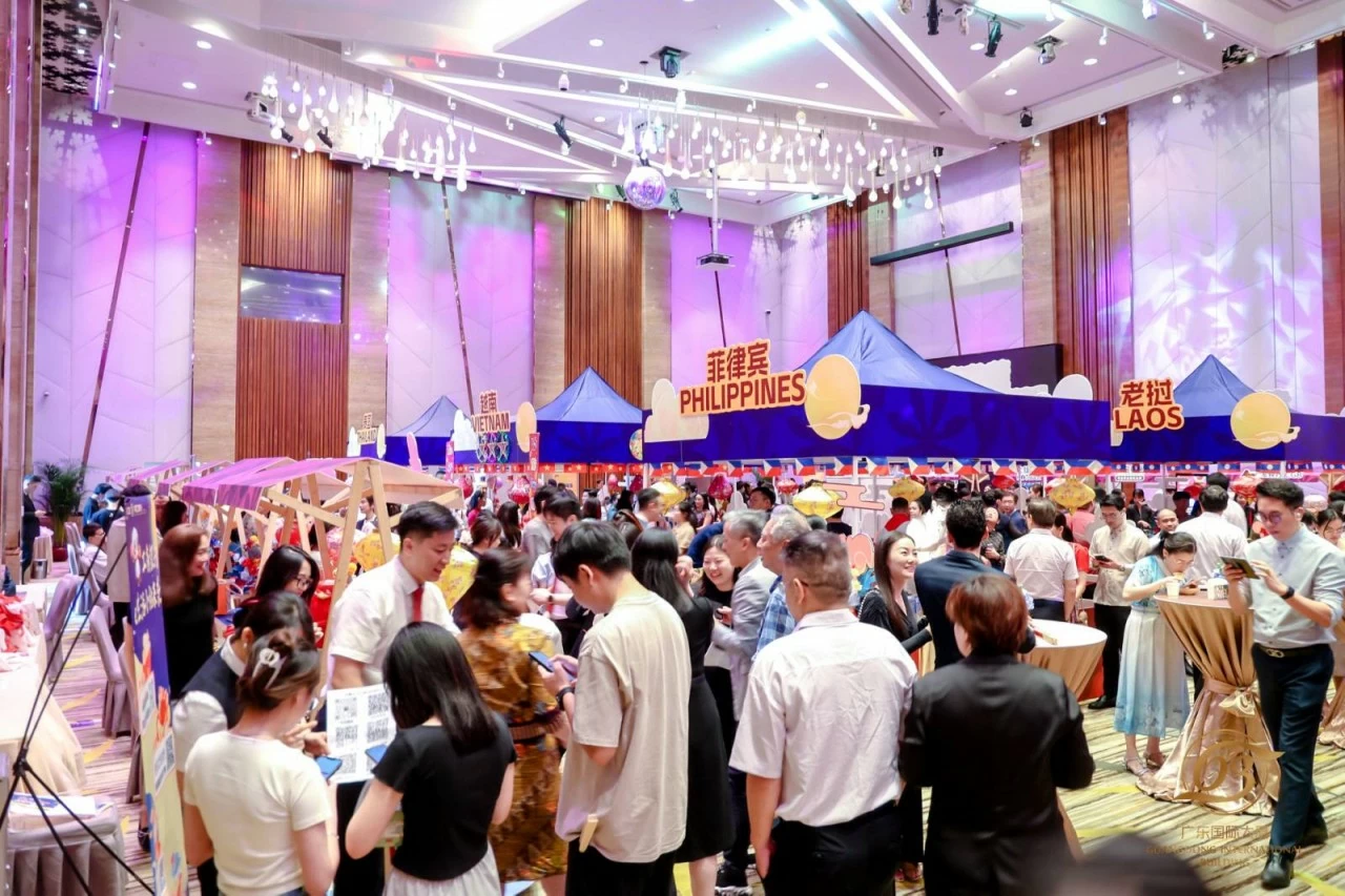 Những nét văn hoá đặc sắc và ẩm thực truyền thống ASEAN toả sáng tại Tết Trung thu Quảng Châu, Trung Quốc Những nét văn hoá đặc sắc và ẩm thực truyền thống ASEAN toả sáng tại Tết Trung thu Quảng Châu, Trung Quốc