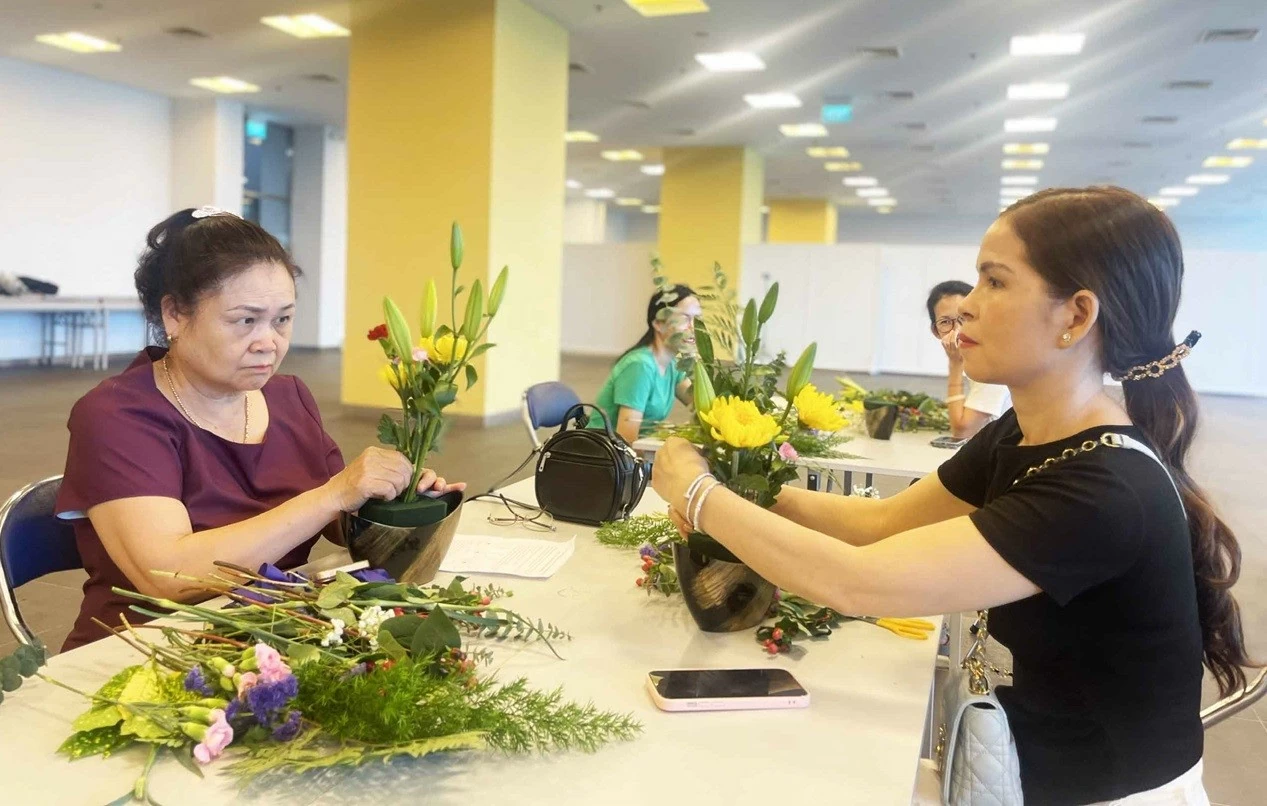 Công đoàn viên thích thú trảm nghiệm Công đoàn viên thích thú trảm nghiệm