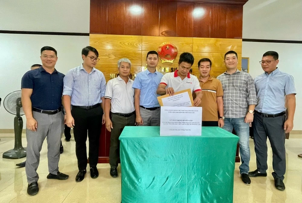 Tổng Lãnh sự quán Việt Nam tại Luang Prabang phát động quyên góp ủng hộ đồng bào khắc phục thiệt hại sau bão Yagi Tổng Lãnh sự quán Việt Nam tại Luang Prabang phát động quyên góp ủng hộ đồng bào khắc phục thiệt hại sau bão Yagi