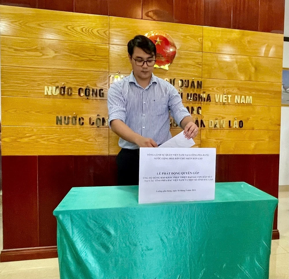 Tổng Lãnh sự quán Việt Nam tại Luang Prabang phát động quyên góp ủng hộ đồng bào khắc phục thiệt hại sau bão Yagi Tổng Lãnh sự quán Việt Nam tại Luang Prabang phát động quyên góp ủng hộ đồng bào khắc phục thiệt hại sau bão Yagi