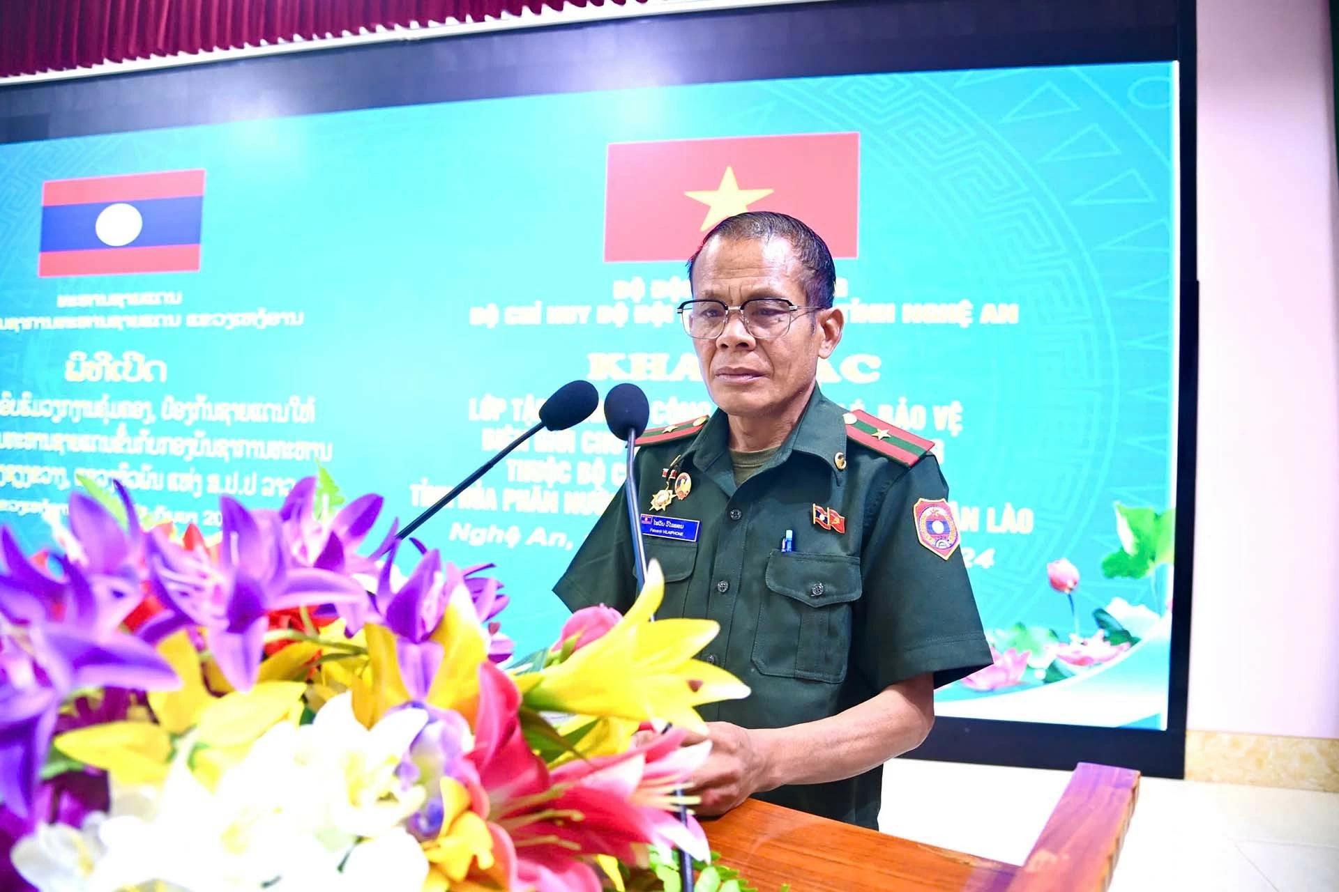 Tập huấn công tác quản lý biên giới cho 40 cán bộ Bộ đội Biên phòng Lào Tập huấn công tác quản lý biên giới cho 40 cán bộ Bộ đội Biên phòng Lào