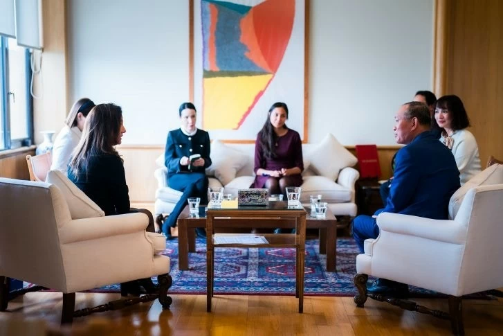 Đại sứ Phạm Trường Giang chào từ biệt Quyền Bộ trưởng Ngoại giao Chile Đại sứ Phạm Trường Giang chào từ biệt Quyền Bộ trưởng Ngoại giao Chile