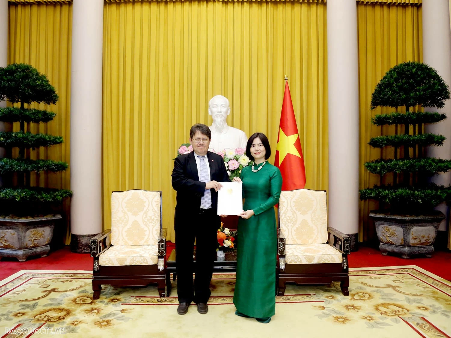 Bộ Ngoại giao tiếp nhận bản sao Thư ủy nhiệm bổ nhiệm Đại sứ tại Việt Nam Bộ Ngoại giao tiếp nhận bản sao Thư ủy nhiệm bổ nhiệm Đại sứ tại Việt Nam