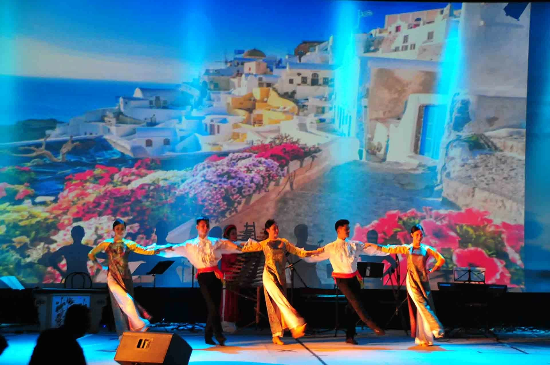 Đại sứ quán Việt Nam tại Hy Lạp tổ chức kỷ niệm 79 năm Quốc khánh 2/9 Đại sứ quán Việt Nam tại Hy Lạp tổ chức kỷ niệm 79 năm Quốc khánh 2/9