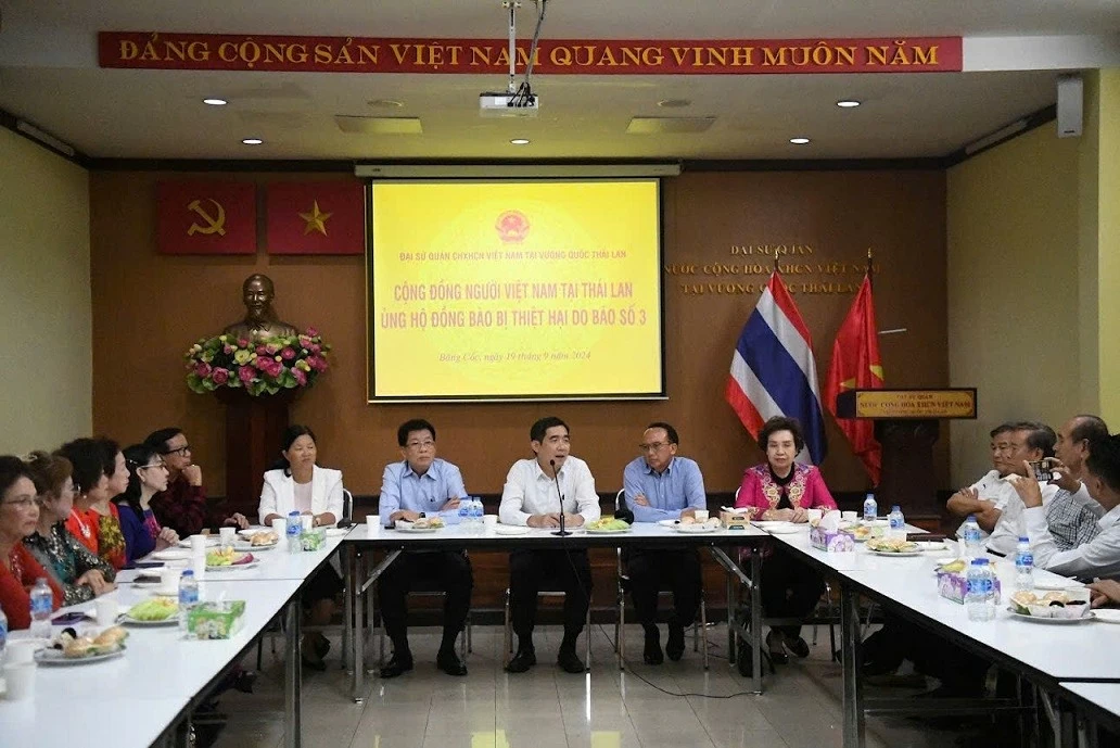 Đại sứ Phạm Việt Hùng bày tỏ xúc động và gửi lời cảm ơn tới cộng đồng người Việt Nam tại Thái Lan. (Nguồn: Đại sứ quán Việt Nam tại Thái Lan) Đại sứ Phạm Việt Hùng bày tỏ xúc động và gửi lời cảm ơn tới cộng đồng người Việt Nam tại Thái Lan. (Nguồn: Đại sứ quán Việt Nam tại Thái Lan)