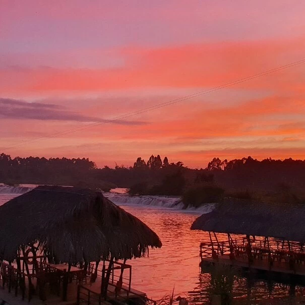 Thác Ba Giọt, khung cảnh êm đềm giữa rừng thiêng Đồng Nai Thác Ba Giọt, khung cảnh êm đềm giữa rừng thiêng Đồng Nai
