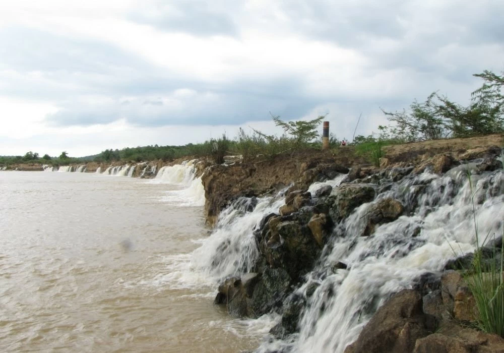 Thác Ba Giọt, khung cảnh kỳ vĩ giữa rừng thiêng Đồng Nai Thác Ba Giọt, khung cảnh kỳ vĩ giữa rừng thiêng Đồng Nai