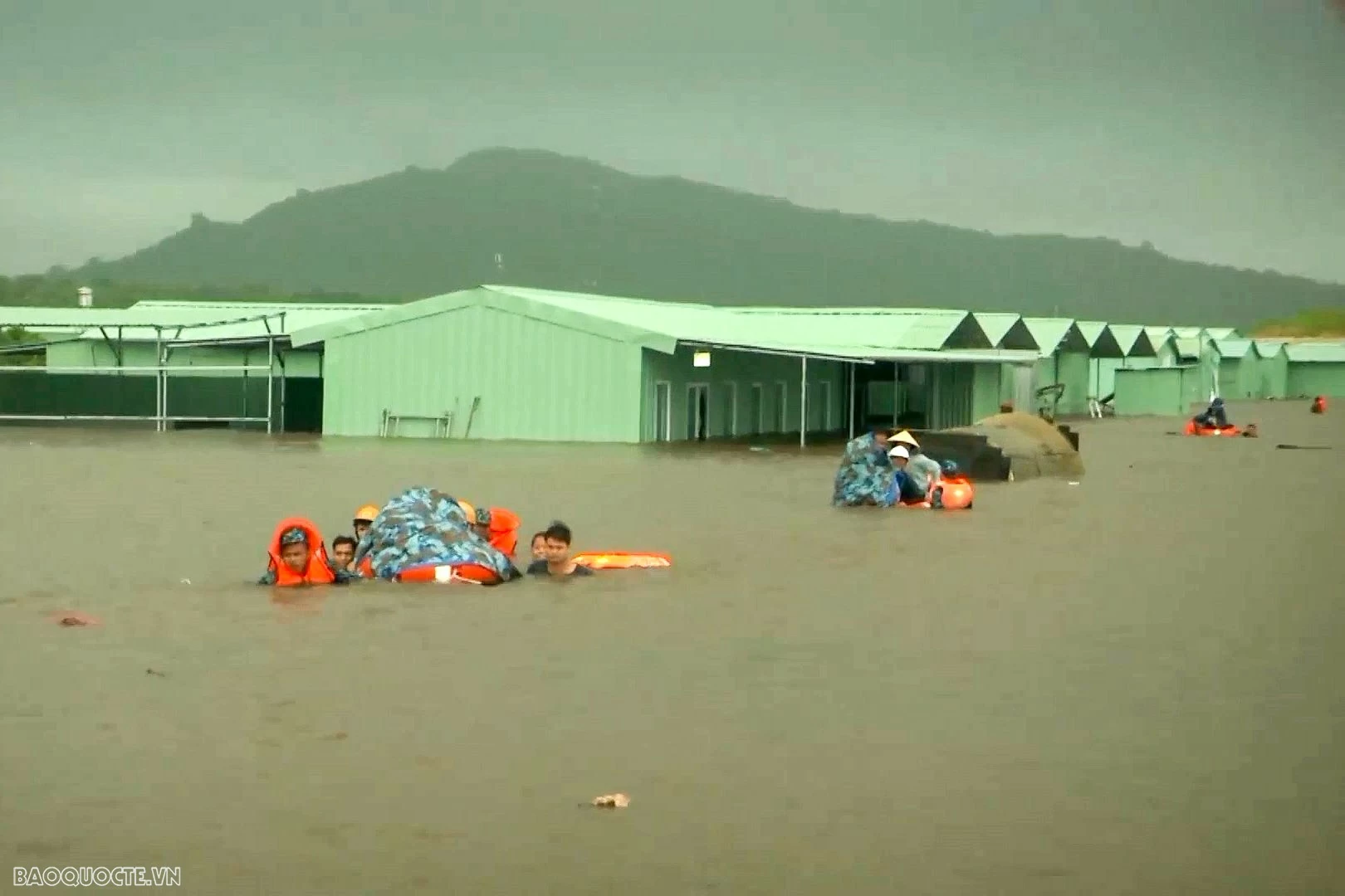 Động lực giúp cán bộ, chiến sĩ Vùng 5 Hải quân nêu cao tinh thần bảo vệ vững chắc vùng biển phía Nam Động lực giúp cán bộ, chiến sĩ Vùng 5 Hải quân nêu cao tinh thần bảo vệ vững chắc vùng biển phía Nam