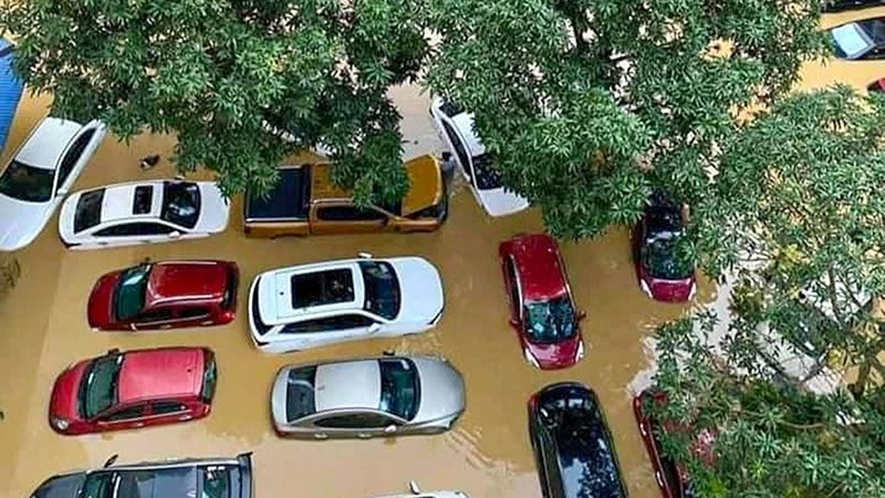 Xe ô tô cần kiểm tra gì sau khi bị ngập do mưa lũ? Xe ô tô cần kiểm tra gì sau khi bị ngập do mưa lũ?