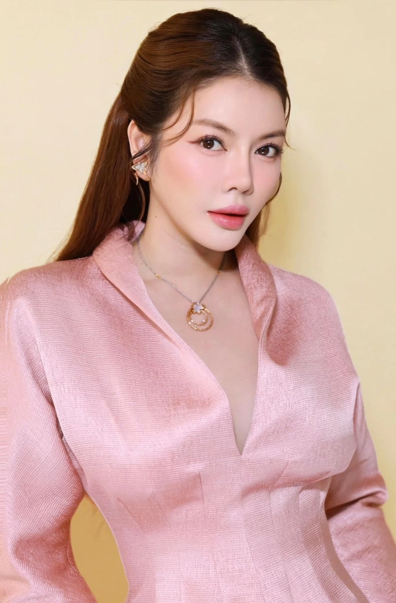 Lý Nhã Kỳ Lý Nhã Kỳ