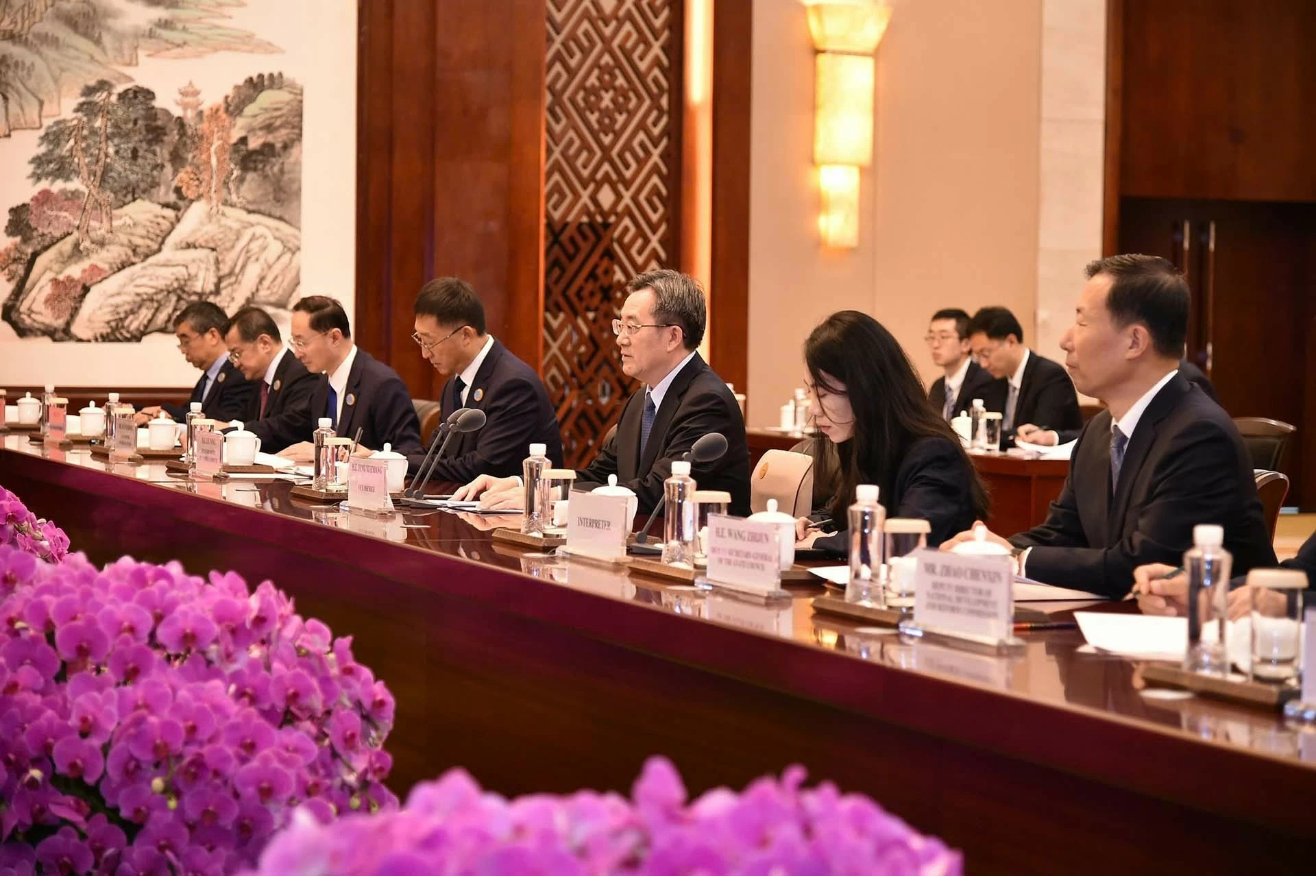 Phó Thủ tướng Hồ Đức Phớc hội đàm với Phó Thủ tướng Trung Quốc Đinh Tiết Tường Phó Thủ tướng Hồ Đức Phớc hội đàm với Phó Thủ tướng Trung Quốc Đinh Tiết Tường