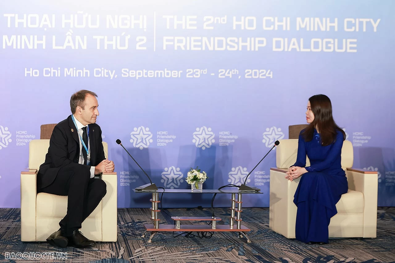 Bộ Ngoại giao đồng hành cùng TP. Hồ Chí Minh thúc đẩy chuyển đổi công nghiệp theo hướng thông minh, bền vững Bộ Ngoại giao đồng hành cùng TP. Hồ Chí Minh thúc đẩy chuyển đổi công nghiệp theo hướng thông minh, bền vững