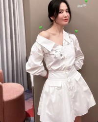 Tránh xa 3 món ăn này để có làn da đẹp như Song Hye Kyo