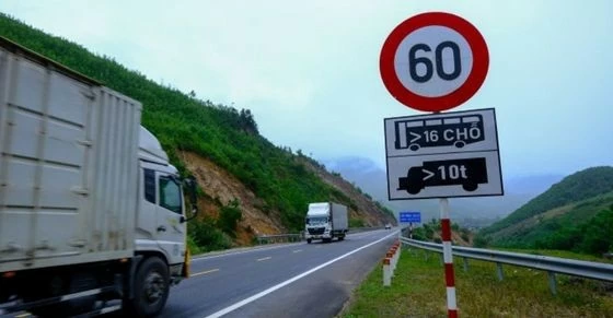 Đề xuất quy định về tốc độ giới hạn cho phép của xe cơ giới từ 1/1/2025 Đề xuất quy định về tốc độ giới hạn cho phép của xe cơ giới từ 1/1/2025