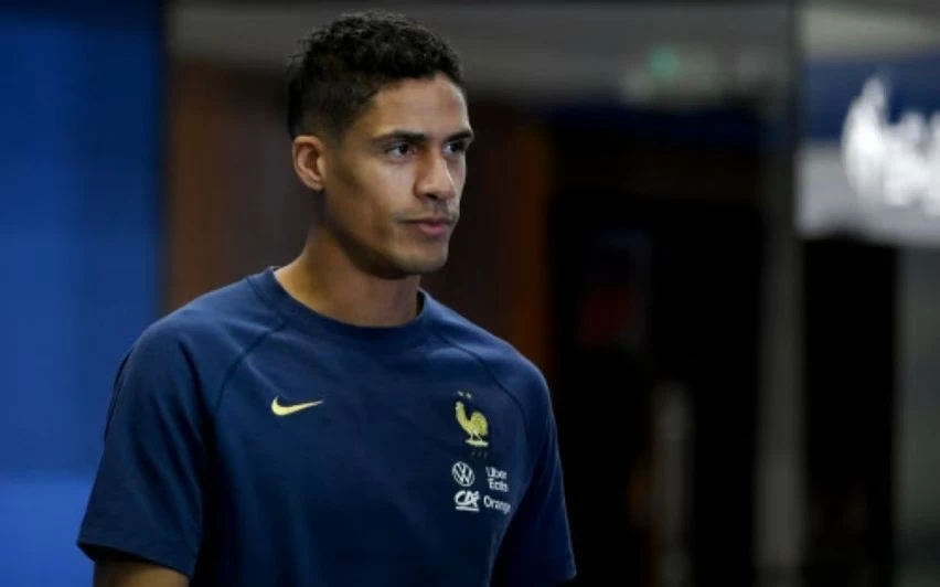 Trung vệ Varane quyết định giải nghệ, người hâm mộ thế giới nuối tiếc Trung vệ Varane quyết định giải nghệ, người hâm mộ thế giới nuối tiếc