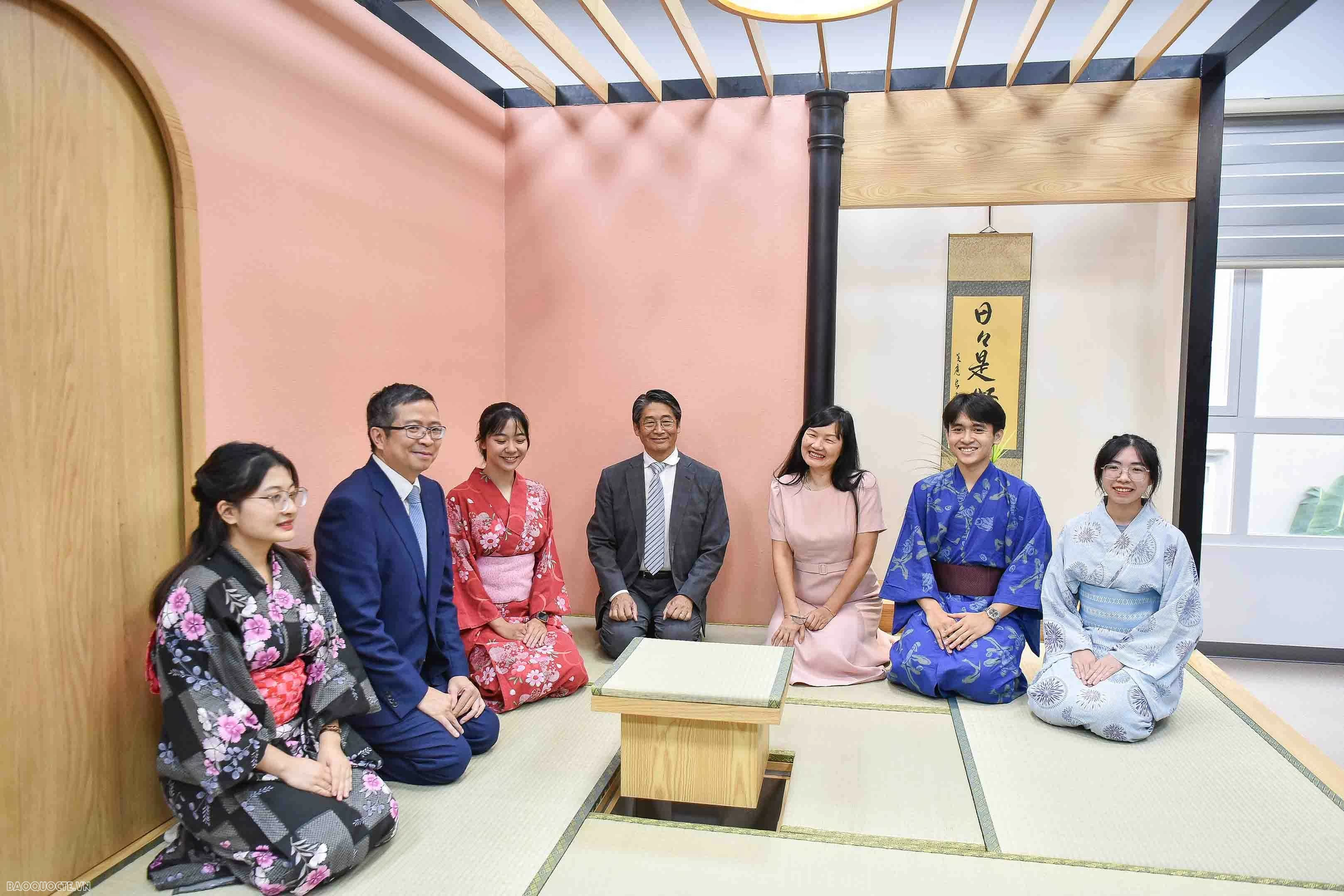 Khai trương Phòng Nhật Bản tại Học viện Ngoại giao Việt Nam, ngày 29/9/2024. (Ảnh: Nguyễn Hồng) Khai trương Phòng Nhật Bản tại Học viện Ngoại giao Việt Nam, ngày 29/9/2024. (Ảnh: Nguyễn Hồng)