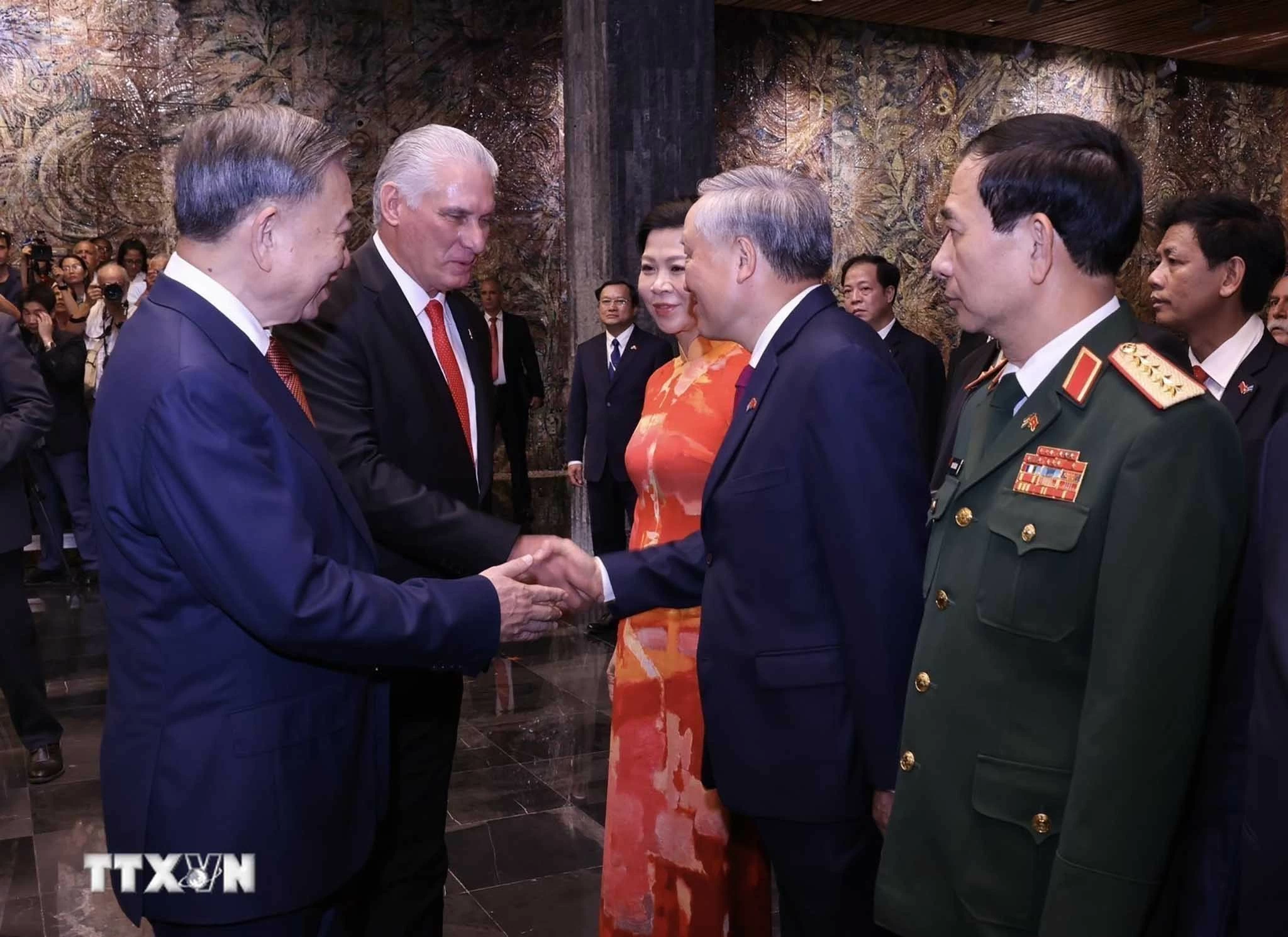 Bí thư thứ nhất, Chủ tịch nước Cuba chủ trì lễ đón chính thức Tổng Bí thư, Chủ tịch nước Tô Lâm Bí thư thứ nhất, Chủ tịch nước Cuba chủ trì lễ đón chính thức Tổng Bí thư, Chủ tịch nước Tô Lâm