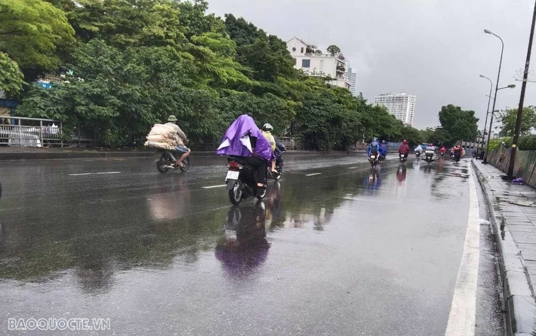 Dự báo thời tiết 10 ngày tới (28/9-8/10): Bắc Bộ cục bộ mưa to đến rất to, từ đêm 1/10 đêm và sáng sớm trời lạnh; khu vực khác chiều tối mưa rải rác Dự báo thời tiết 10 ngày tới (28/9-8/10): Bắc Bộ cục bộ mưa to đến rất to, từ đêm 1/10 đêm và sáng sớm trời lạnh; khu vực khác chiều tối mưa rải rác