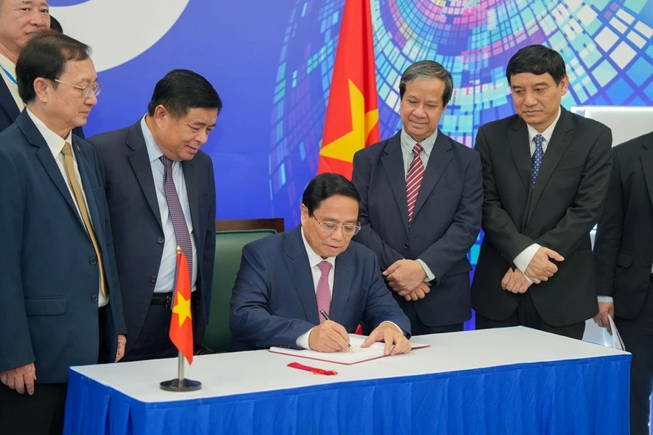 Thủ tướng: Việt Nam phải bắt kịp, tiến cùng và vượt lên trong tiến trình đổi mới sáng tạo của nhân loại Thủ tướng: Việt Nam phải bắt kịp, tiến cùng và vượt lên trong tiến trình đổi mới sáng tạo của nhân loại