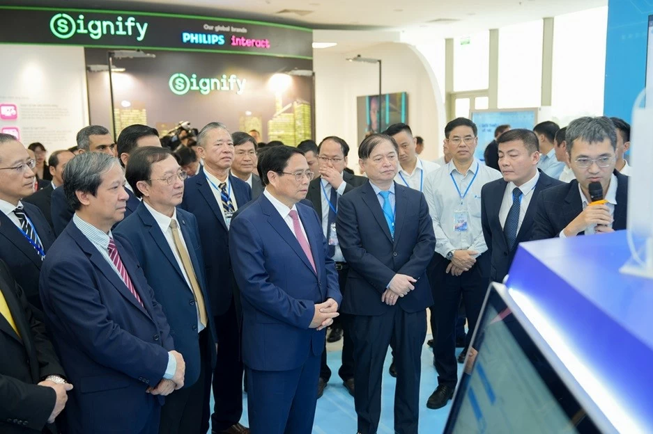 Thủ tướng: Việt Nam phải bắt kịp, tiến cùng và vượt lên trong tiến trình đổi mới sáng tạo của nhân loại Thủ tướng: Việt Nam phải bắt kịp, tiến cùng và vượt lên trong tiến trình đổi mới sáng tạo của nhân loại