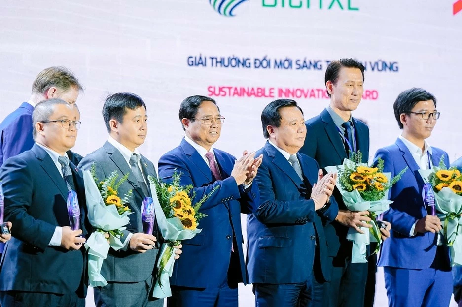 Thủ tướng: Việt Nam phải bắt kịp, tiến cùng và vượt lên trong tiến trình đổi mới sáng tạo của nhân loại Thủ tướng: Việt Nam phải bắt kịp, tiến cùng và vượt lên trong tiến trình đổi mới sáng tạo của nhân loại