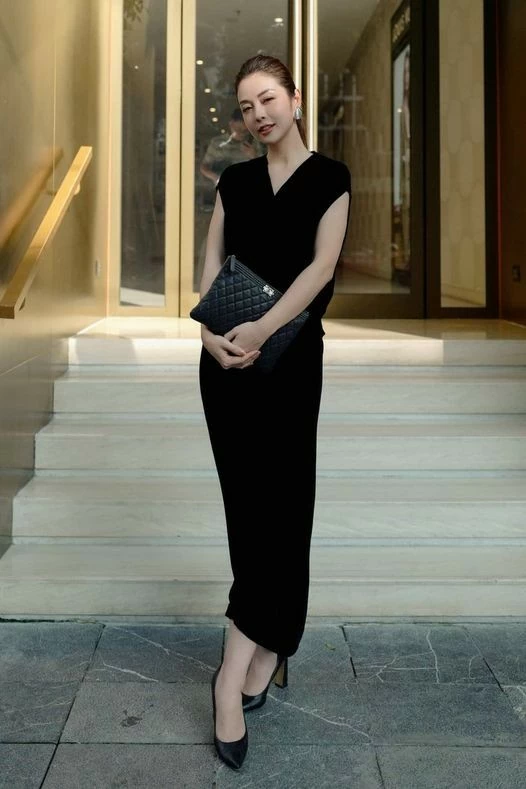 Hoa hậu Jennifer Phạm Hoa hậu Jennifer Phạm