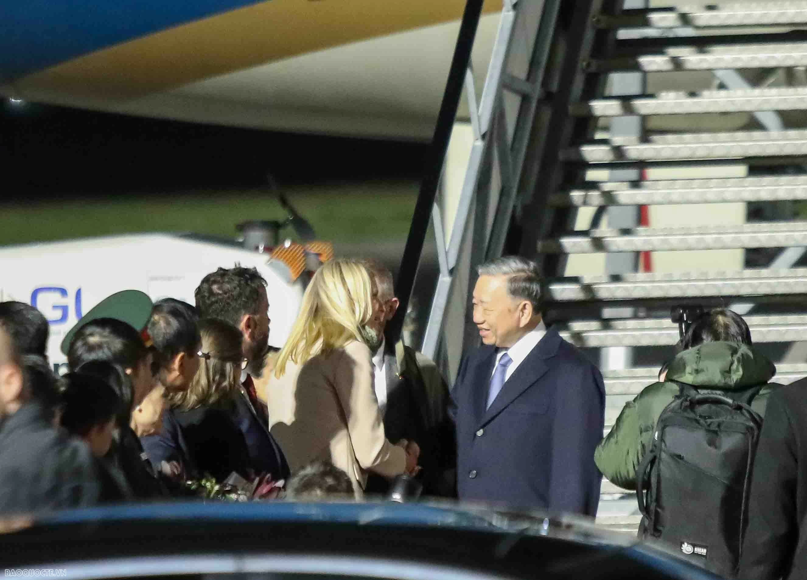 Tổng Bí thư, Chủ tịch nước Tô Lâm đến Dublin bắt đầu thăm cấp Nhà nước tới Ireland Tổng Bí thư, Chủ tịch nước Tô Lâm đến Dublin bắt đầu thăm cấp Nhà nước tới Ireland