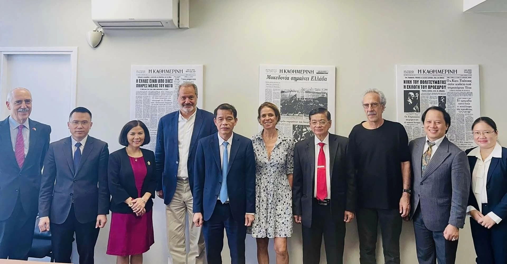 Đoàn Ban chỉ đạo công tác Thông tin đối ngoại thăm và làm việc tại Hy Lạp Đoàn Ban chỉ đạo công tác Thông tin đối ngoại thăm và làm việc tại Hy Lạp