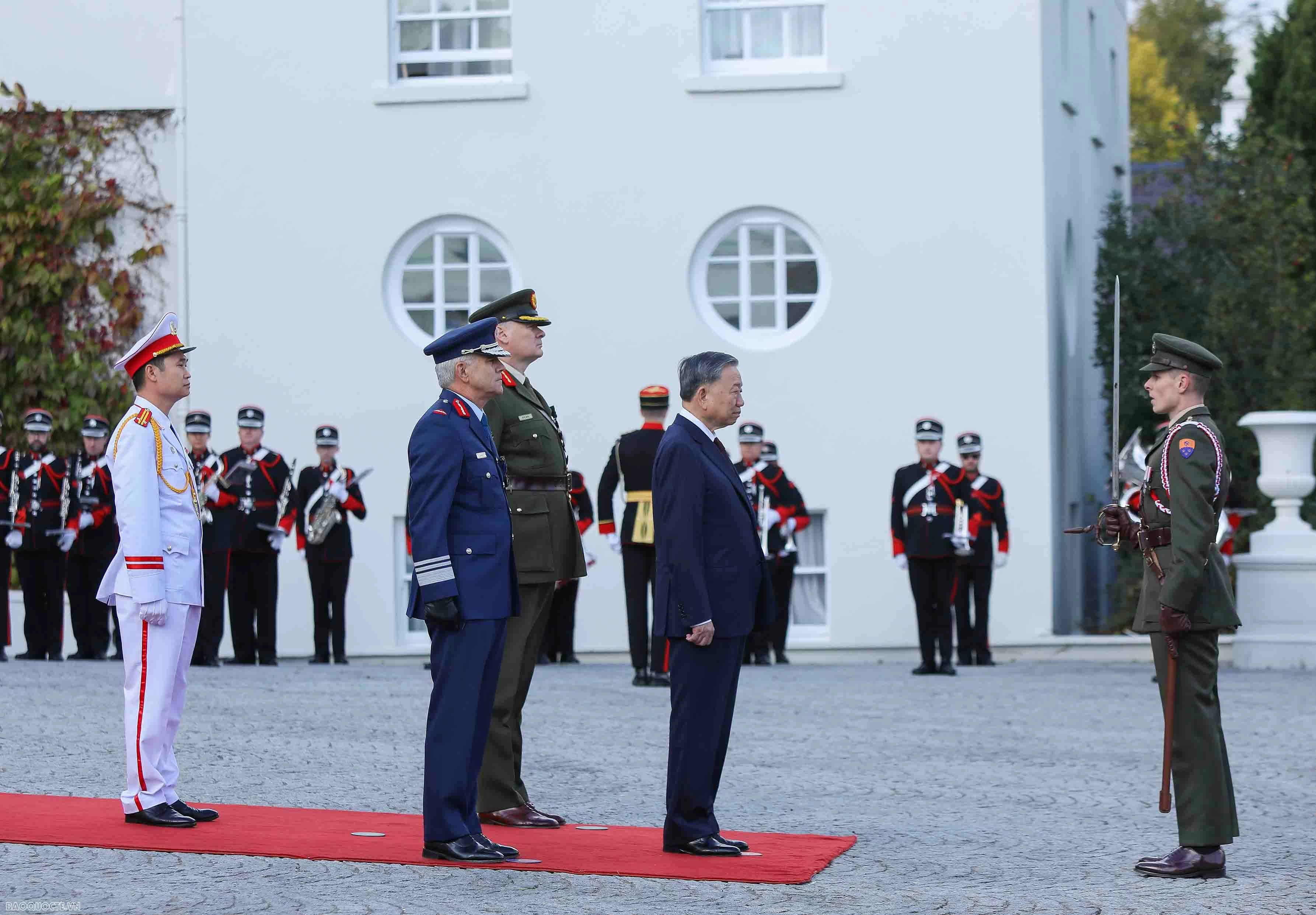 Lễ đón chính thức Tổng Bí thư, Chủ tịch nước Tô Lâm tại thủ đô Dublin, Ireland Lễ đón chính thức Tổng Bí thư, Chủ tịch nước Tô Lâm tại thủ đô Dublin, Ireland